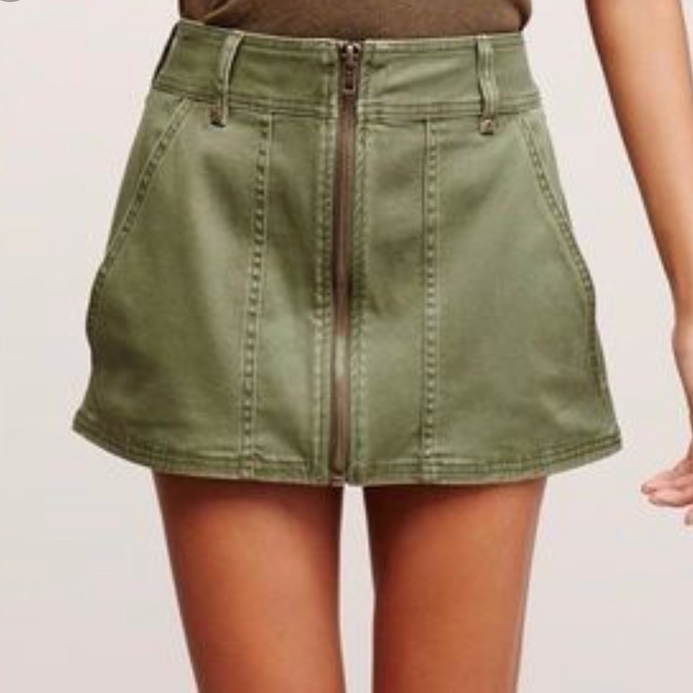 Free People zip up skirt